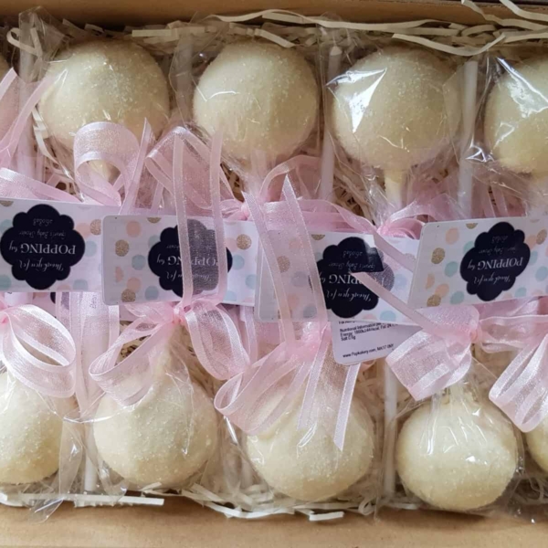 White choc Cake Pops